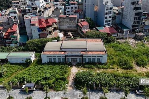 Cận cảnh chợ dân sinh bị bỏ hoang ở Hà Nội