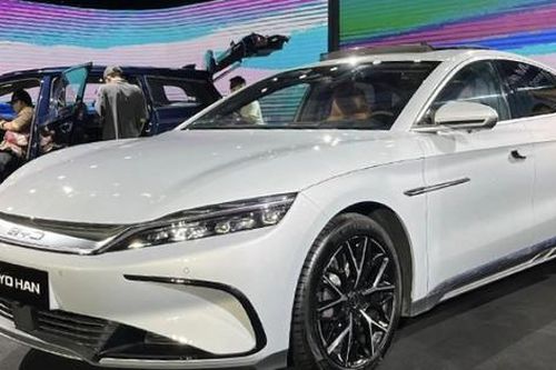 Lượng xe Trung Quốc nhập khẩu về Việt Nam tăng đột biến