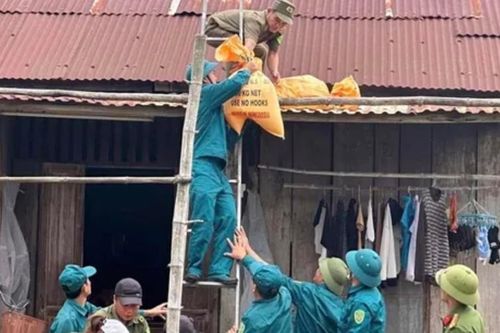 Đà Nẵng, Quảng Nam hoàn thành di dời hàng nghìn dân tại các vùng xung yếu tránh bão số 6