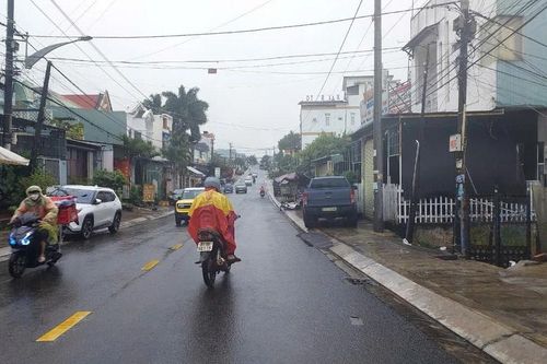 Tập trung ứng phó với bão số 6 và hoàn lưu bão số 6