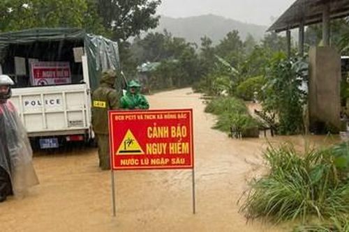 Di dời dân, thủy điện A Lưới tăng điều tiết lũ