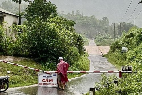 Quảng Trị: Sẵn sàng các kịch bản sơ tán dân ứng phó với bão số 6