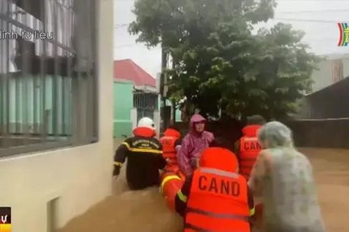 Các địa phương sơ tán dân trước khi bão đổ bộ