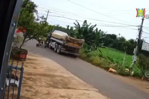 Tai nạn giao thông vì qua ngã ba không giảm tốc độ