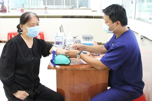 4 bệnh tim mạch thường gặp ở người cao tuổi và cách bảo vệ