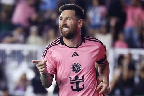 Phản ứng của Messi khi Barca đè bẹp Real