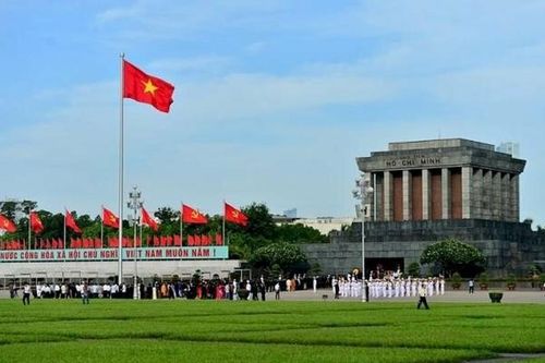 Quay phim, chụp ảnh tại khu vực cấm thuộc Khu Di tích Lăng Chủ tịch Hồ Chí Minh sẽ bị phạt đến 30 triệu đồng