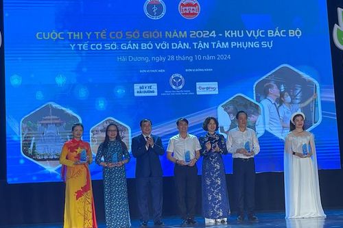 Y tế cơ sở gắn bó với dân, tận tâm phụng sự