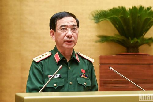 Trình Quốc hội tăng tuổi nghỉ hưu, thăng quân hàm sĩ quan quân đội