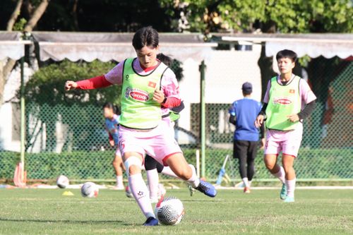 Đội tuyển nữ Việt Nam duy trì cường độ tập luyện cao