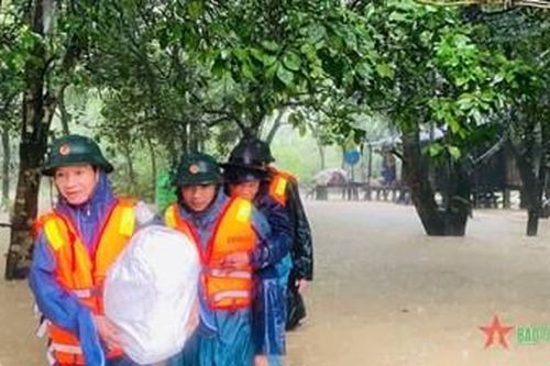 Các địa phương Trung Trung Bộ nỗ lực khắc phục hậu quả bão số 6