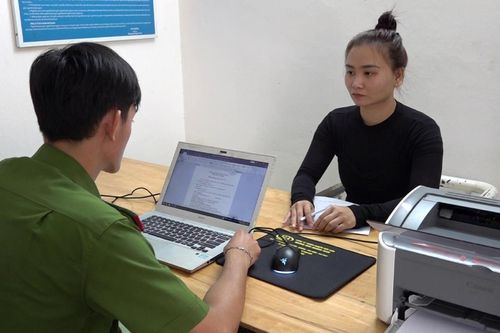 Bán thuốc lá tẩm ma túy