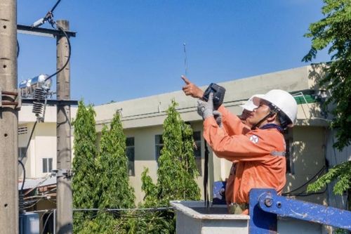 Đảm bảo cấp điện cho doanh nghiệp