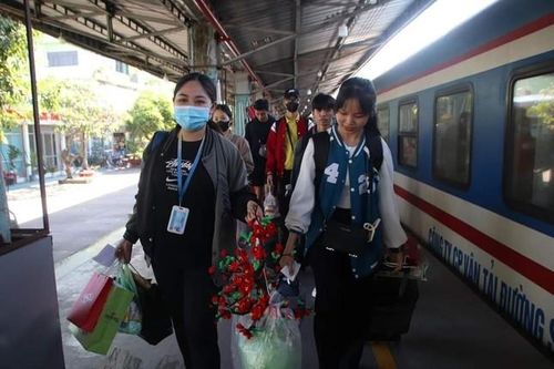 Nhiều trường đại học phía Nam công bố lịch nghỉ Tết Nguyên đán 2025 cho sinh viên từ 2 - 5 tuần