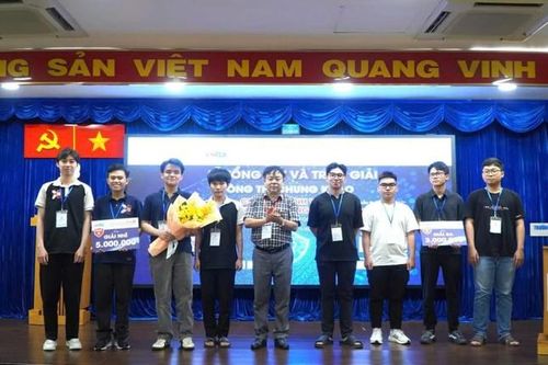 Nhóm sinh viên trường ĐH Bách khoa (ĐHQG TP. HCM) chinh phục giải Nhì tại đấu trường quốc tế về an toàn thông tin