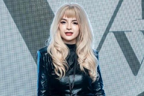 NTK Trần Phương Hoa sáng tạo với chất liệu Việt được giới mộ điệu thời trang khen ngợi tại 'Vancouver Fashion Week'