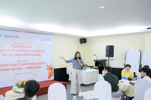 Đẩy mạnh truyền thông về bình đẳng giới và ngăn chặn bạo lực phụ nữ, trẻ em gái trên không gian mạng