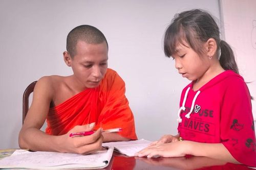 Cà Mau: Quan tâm bảo tồn ngôn ngữ đồng bào dân tộc thiểu số