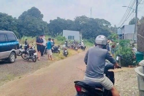 Khám nghiệm hiện trường vụ bé trai 14 tuổi bán vé số bị nghi sát hại