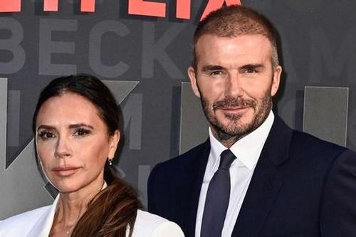 Victoria và Beckham khiến hàng xóm khó chịu