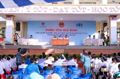 VKSND TP Hạ Long phối hợp tổ chức phiên tòa giả định tuyên truyền pháp luật