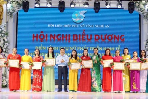 Nghệ An tuyên dương điển hình phụ nữ phát triển kinh tế, khởi nghiệp thành công giai đoạn 2021 - 2024