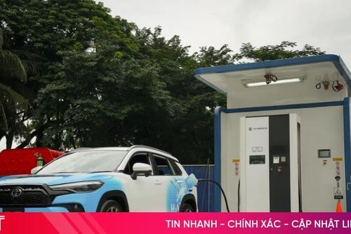 Toyota Corolla Cross H2 Concept chạy bằng hydro ra mắt