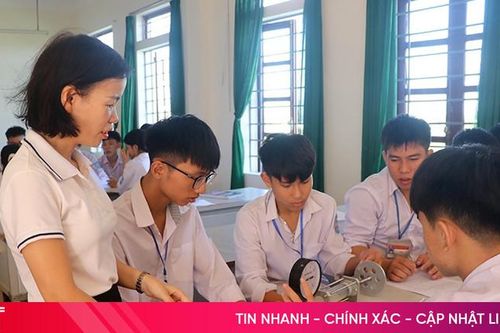 Các trường học sớm nghiên cứu đề thi tham khảo tốt nghiệp THPT 2025