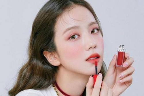 Bí quyết tạo khối đôi môi căng mọng như sao Hàn không cần phẫu thuật