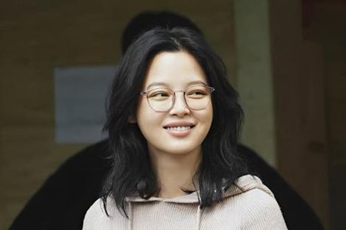 Cặp đôi đình đám showbiz chia tay vì đàng trai 'cắm sừng' đàng gái