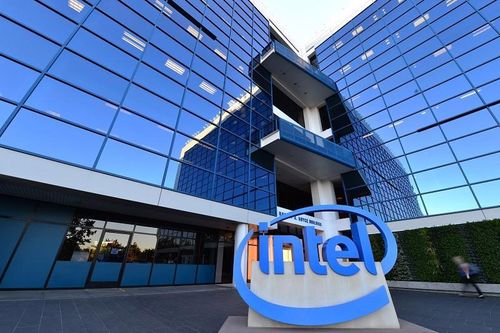 Níu giữ quá khứ, Intel bị tụt hậu quá xa!