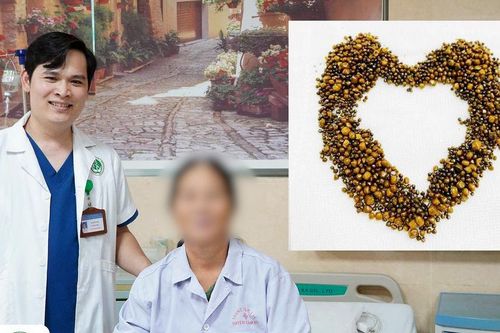 Phẫu thuật lấy trăm viên sỏi trong túi mật của người phụ nữ ở Cẩm Khê