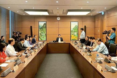 Thảo luận tại Tổ về dự án Luật sửa đổi, bổ sung một số điều của Luật Sĩ quan QĐND Việt Nam