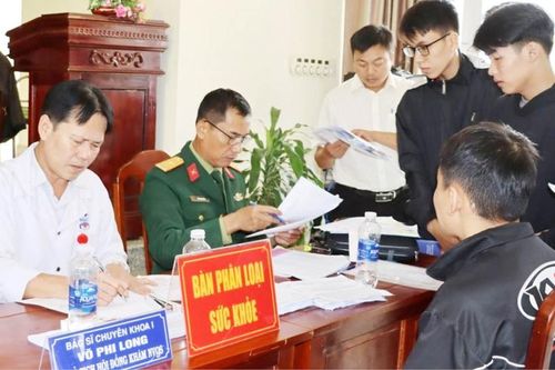 Trách nhiệm với công tác tuyển quân