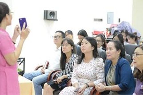 Truyền thông chuyên nghiệp cho công tác thư viện
