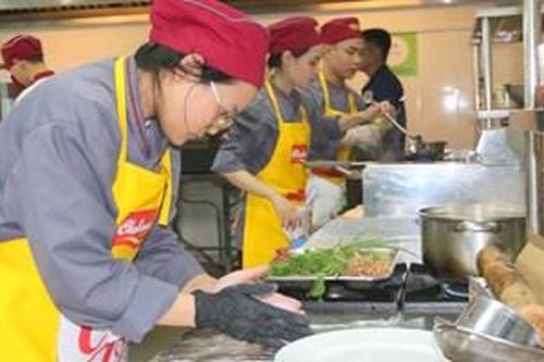 20 đội thi tranh tài cuộc thi tìm kiếm sứ giả ẩm thực Huế