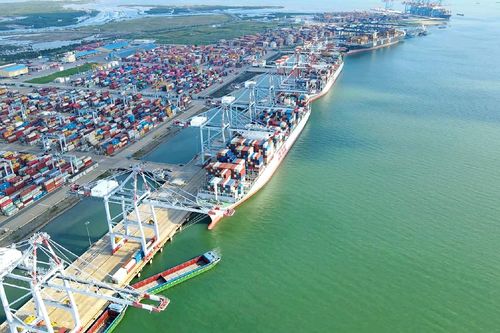 Qua giai đoạn 'trăng mật', ngành cảng biển đối mặt loạt rủi ro tiềm ẩn