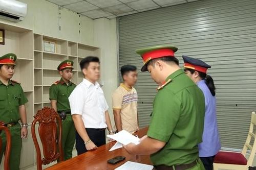Thêm một Phó Giám đốc và Đăng kiểm viên ở Hậu Giang bị khởi tố