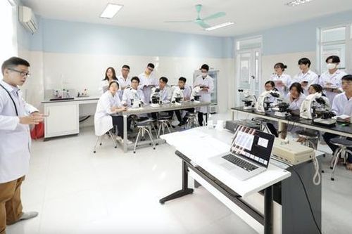 17 công trình vào chung khảo Giải thưởng khoa học và công nghệ dành cho giảng viên trẻ 2024