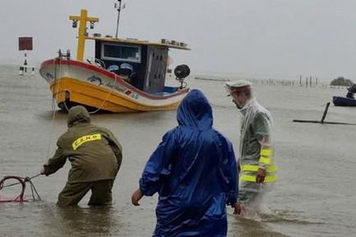 Cảnh báo ngập lụt, nguy cơ lũ quét, sạt lở đất