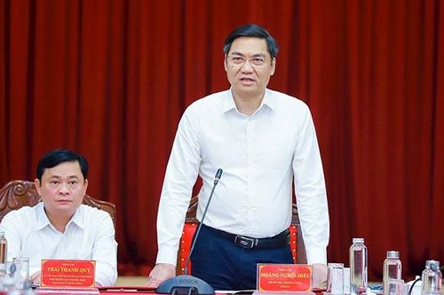 Phân công ông Hoàng Nghĩa Hiếu điều hành Tỉnh ủy Nghệ An