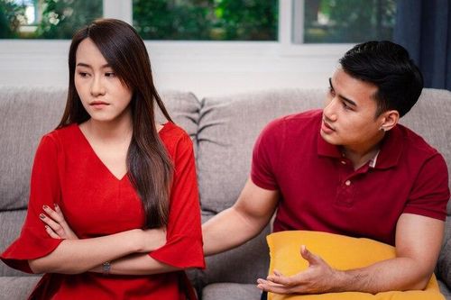 Nhà vừa xây xong, mẹ vợ đã xin tôi chấp nhận một yêu cầu quá đáng, tôi muốn từ chối thì vợ lại đòi ly hôn
