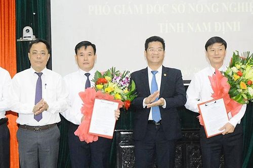Nam Định: Bổ nhiệm 4 Phó Giám đốc Sở, luân chuyển Phó Chánh văn phòng UBND tỉnh
