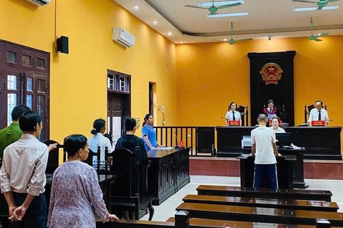 'Nghịch tử' ngược đãi bố mẹ lĩnh án 15 tháng tù giam