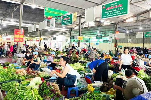 Phòng chống ngộ độc thực phẩm trong vùng lũ lụt do bão Trà Mi