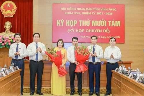 Phê chuẩn 2 Phó Chủ tịch UBND tỉnh Vĩnh Phúc