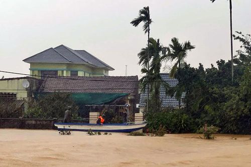 Lũ trên sông Kiến Giang xuống chậm, duy trì ở mức trên báo động 3
