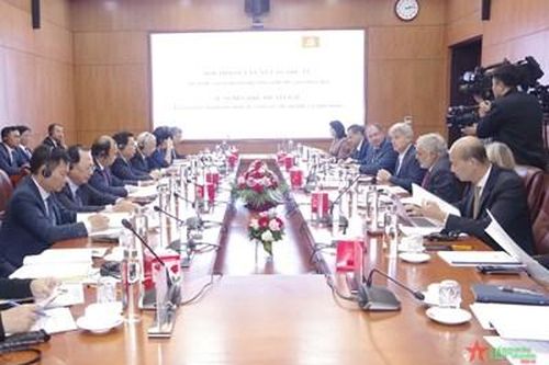 Hội thảo lý luận lần thứ 4 giữa Đảng Cộng sản Việt Nam và Đảng Cộng sản Pháp