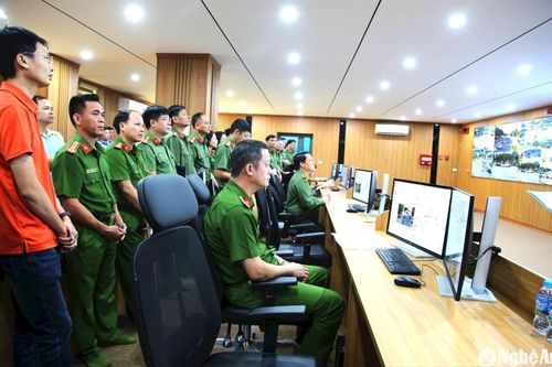 Nghệ An lắp đặt hơn 600 camera giám sát, xử lý tình huống về an ninh