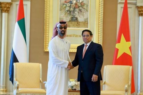 Thủ tướng Phạm Minh Chính đề nghị UAE thúc đẩy hợp tác trong lĩnh vực an ninh và khoa học công nghệ